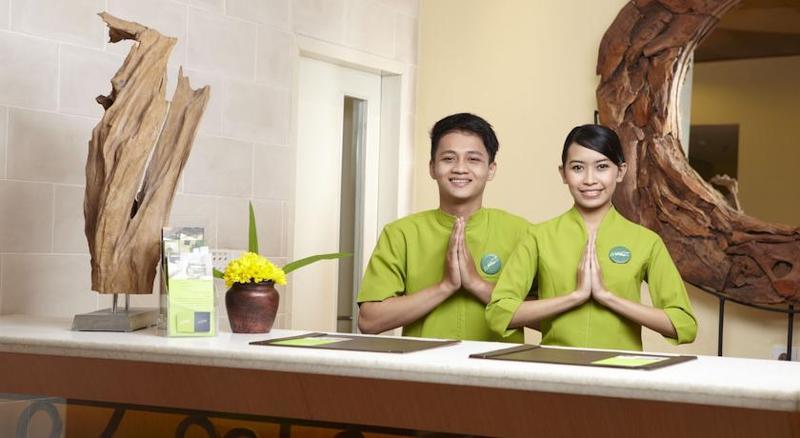Whiz Hotel Malioboro Yogyakarta Extérieur photo